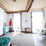 Charming Studio With Balcony In Paris 15