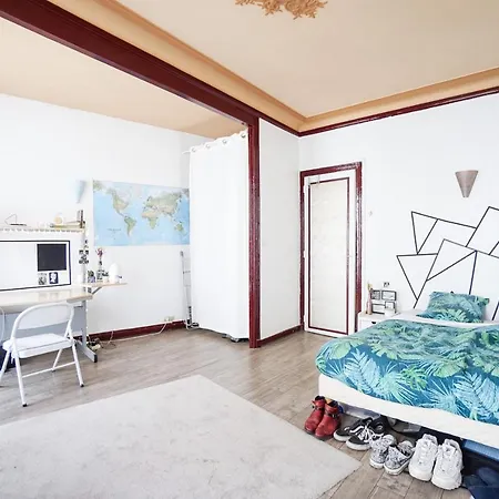 Appartamento Charming Studio With Balcony In Paris 15
