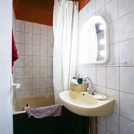 Charming Studio With Balcony In Paris 15 * Parigi
